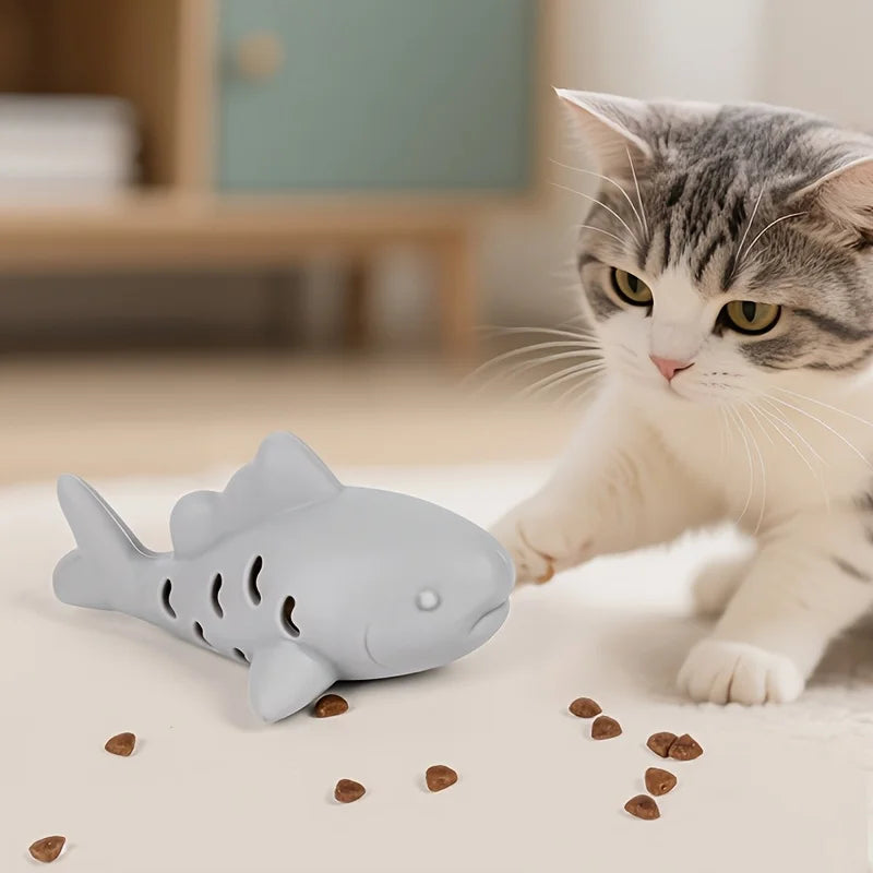 TreatShark™ Interactive Treat & Dental Toy by Scooth Pet